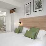 Villa Mit Pool Und Wellness Fuer 8 Personen
