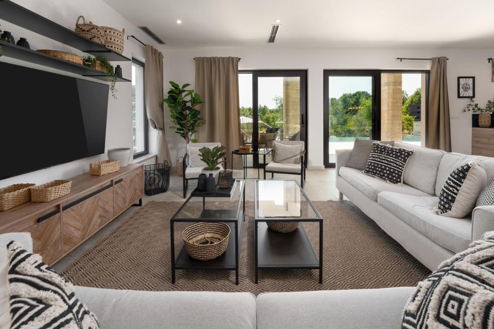 Ferienhaus Mit Pool Und Wellness Fuer 8 Personen
